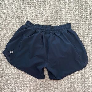 Lululemon Run Hotty Hot lined navy shorts 4